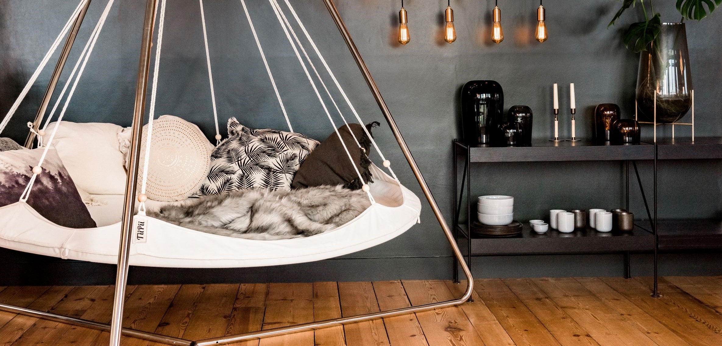 Tiipii bed with stand deals
