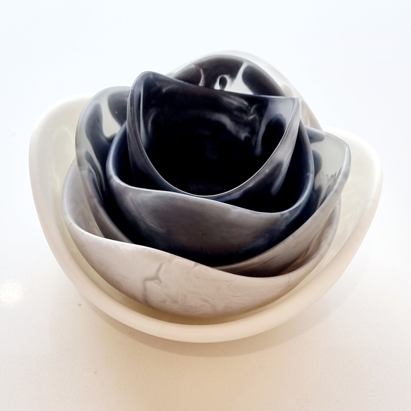 Lily Nesting Bowls