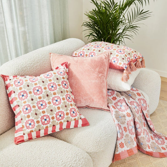 Zoe Cushion Bubblegum