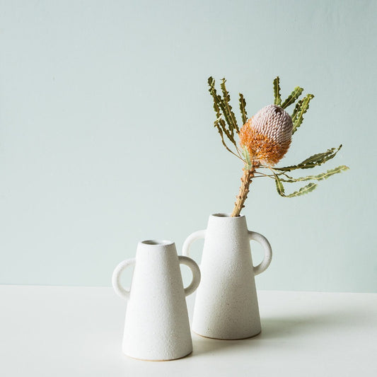 Avriel Vase