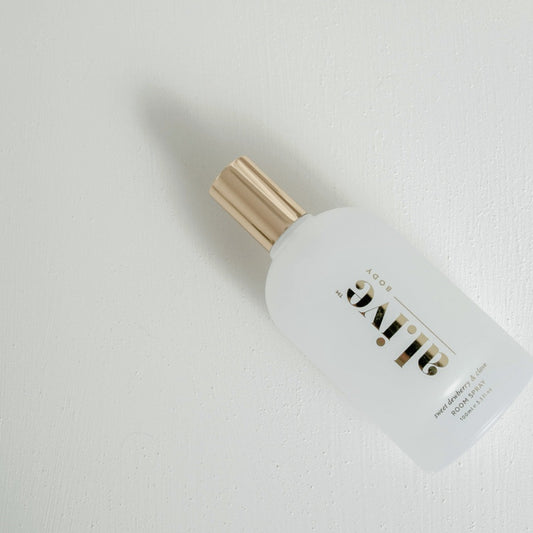 Sweet Dewberry & Clove Room Spray